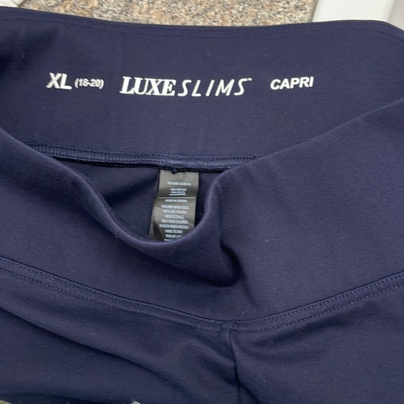 Navy Capris - Picture 2 of 3